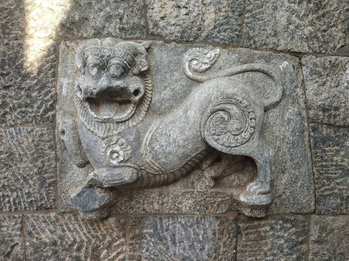Stone sculpture of a lion carved on the wall of Namakkal Fort
