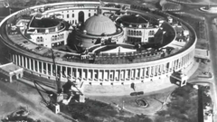 Historic Parliament House building in British India, 1926