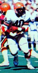 Cincinnati Bengals running back Charles Alexander rushing the ball against the Houston Oilers at Riverfront Stadium on September 28, 1980