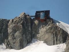 Cosmiques Hut