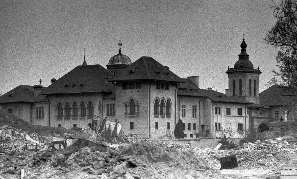Mihai Vodă Monastery in Bucharest during demolition in 1986