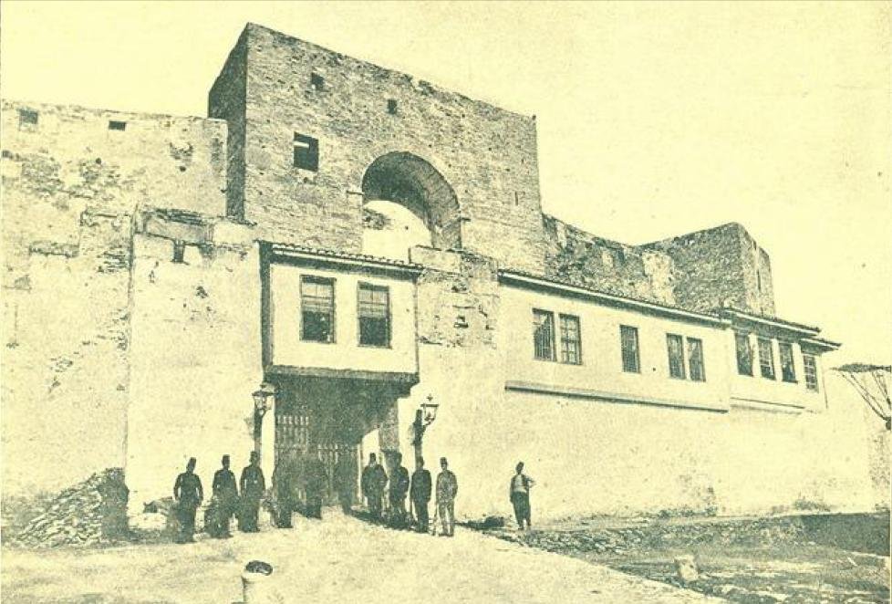 Main gates of Yedi Kule fortress prison in Thessaloniki with Turkish soldiers standing in front