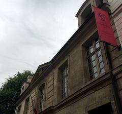 Entrance of Musée Cognacq-Jay in Paris with historic architecture