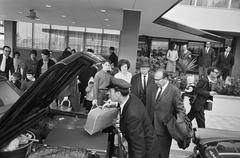 Israeli Ambassador Katriel Katz and his wife arriving at Hotel Atlanta on Rembrandtplein in Amsterdam in 1967