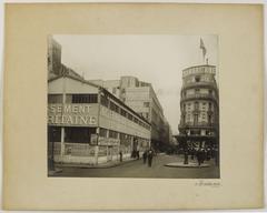 Historic photograph of the Samaritaine buildings in the 1st arrondissement of Paris