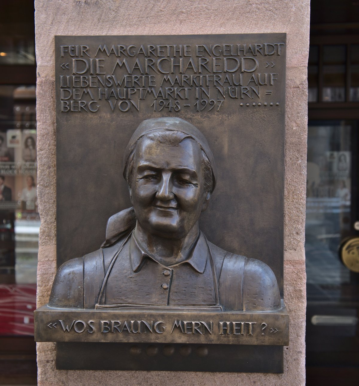 Plaque dedicated to Margarethe Engelhardt in Nürnberg Marktplatz 12