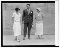 Black and white photograph of Julia Pueyrredon, Luis Firpo, and Romana Lalevre from 1924