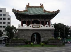 South view of Little South Gate of Taipei City in 2007