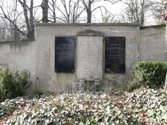 Grave monument of Hermann Scheidemantel and his family in a cemetery