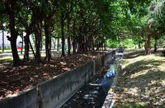 Former Cao Gong Canal flowing through the Army Officers School as seen from Wushih Bridge east