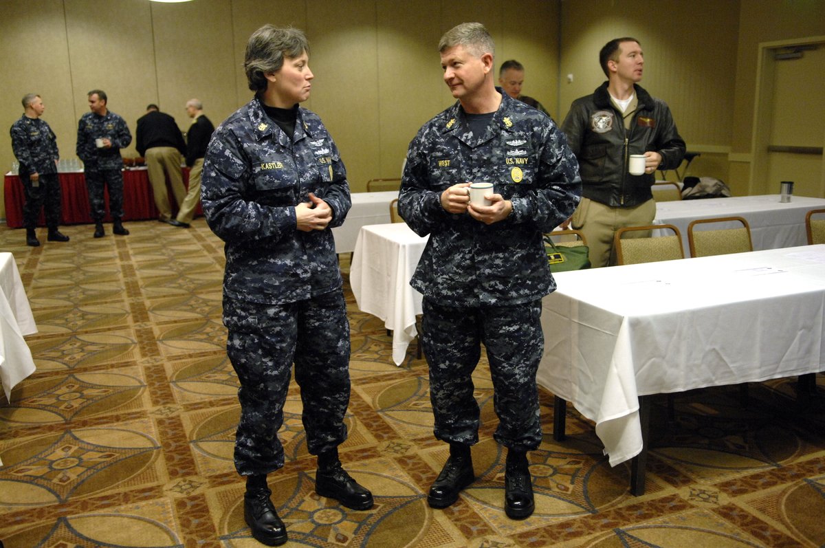 Master Chief Petty Officer of the Navy Rick West speaking with sailors at a Sexual Assault Prevention and Response Workshop at Naval Base Norfolk