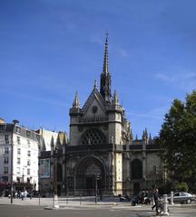 Église Saint-Laurent church facade in Paris