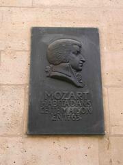 Inscription commemorating Mozart's visit to Paris in 1763 at Hôtel de Beauvais, Rue Francois Miron