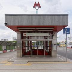Mnyovniki Metro Station surface infrastructure in Moscow
