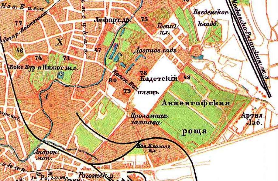 Map of the Annenhof grove in Moscow showing pathways and green areas
