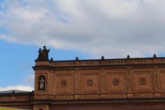 Front detail of the Altbau (old building) of the Hamburger Kunsthalle in Hamburg-Altstadt