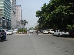 Kalaw Avenue and Rizal Park area in Ermita, Manila along Manila Bay with landmarks such as Luneta Hotel, Eton BayPark Manila, Manila Ocean Park, and Quirino Grandstand