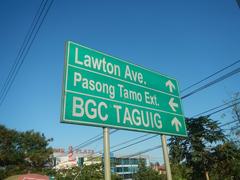Sales Interchange connecting South Luzon Expressway and Metro Manila Skyway in Metro Manila