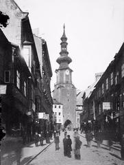 Historical photo of Mihály-kapu gate in Pozsony from 1903
