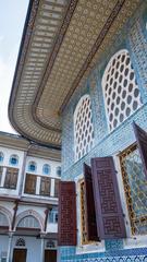 Topkapi Palace main entrance and courtyard with historical Ottoman architecture