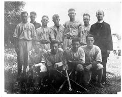 Jesuit High School New Orleans baseball team group photo, 1918