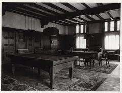 Historic photo of Industria billiard hall building at Dam 23-31 in Amsterdam, designed by architect Foeke Kuijpers in 1918