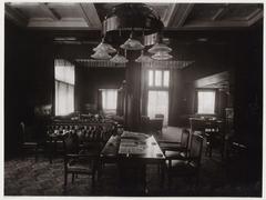 Exterior view of Gebouw Industria reading room located at Dam 23-31, Amsterdam, designed by architect Foeke Kuijpers in 1918