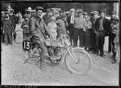 Vintage motorcycle racers at Circuit de la Sarthe in Le Mans, France, 1920