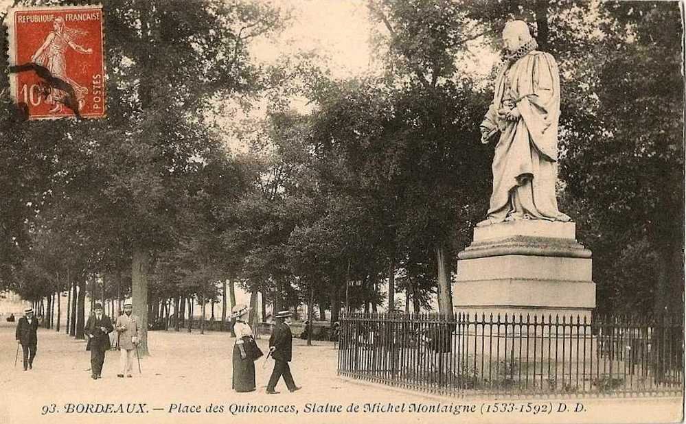 Place des Quinconces in Bordeaux with Michel de Montaigne statue