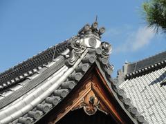 Traditional Japanese temple roof at Tenryuji in Kyoto