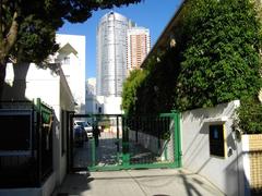 Exterior view of Arabic Islamic Institute in Tokyo Motoazabu