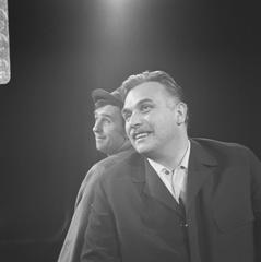 Das Kommödchen, German cabaret group from Düsseldorf, in Netherlands with Karl Heinz Gerdesmann and Ernst Hilbich, black and white photo from 1966