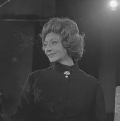 Lore Lorentz performing with Das Kommödchen German cabaret group in the Netherlands for a TV recording in 1966