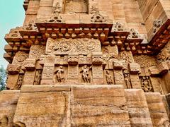 Teli ka Mandir 9th century Hindu temple in Gwalior Fort with Valabhi architecture and barrel vaulted shikhara