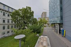 Front view of Allgemeines Krankenhaus Wien hospital building