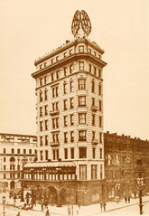 Pabst Hotel and Restaurant on 42nd Street in New York City around early 1900s before demolition for Times Building
