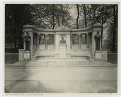 Richard Morris Hunt Memorial on Fifth Avenue in New York City Upper East Side