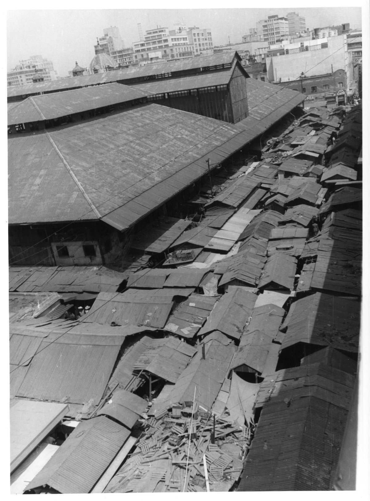 Old photograph of the current state of San Juan Market in Mexico City, March 19, 1953