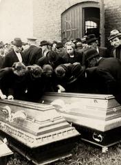 Funeral preparations with coffins being closed for victims of the 1921 Mont Cenis mine disaster in Herne, Westphalia