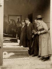 Family members mourning before the funeral of victims of the 1921 Mont Cenis mine disaster in Herne, Westphalia