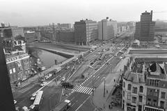 Metrobouw construction site in Wibautstraat, Amsterdam in 1971 black and white
