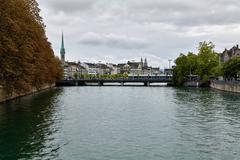 Bahnhofbrücke bridge in Zürich viewed from Walchebrücke over the river