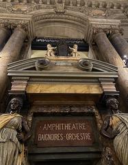 Orchestra performing in Amphithéâtre Baignoires, Paris