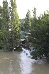 Defence of the Margaret Island at peak water level