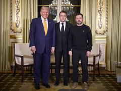 Trilateral meeting in Paris between Ukrainian President Volodymyr Zelenskyy, French President Emmanuel Macron, and U.S. President-elect Donald Trump on December 7, 2024