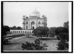 |
  Humayun'S Tomb