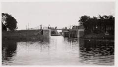 Black and white photograph of Noordhollands Kanaal looking northeast towards Buikslotermeerdijk, captured in 1922 by Jacobus van Eck