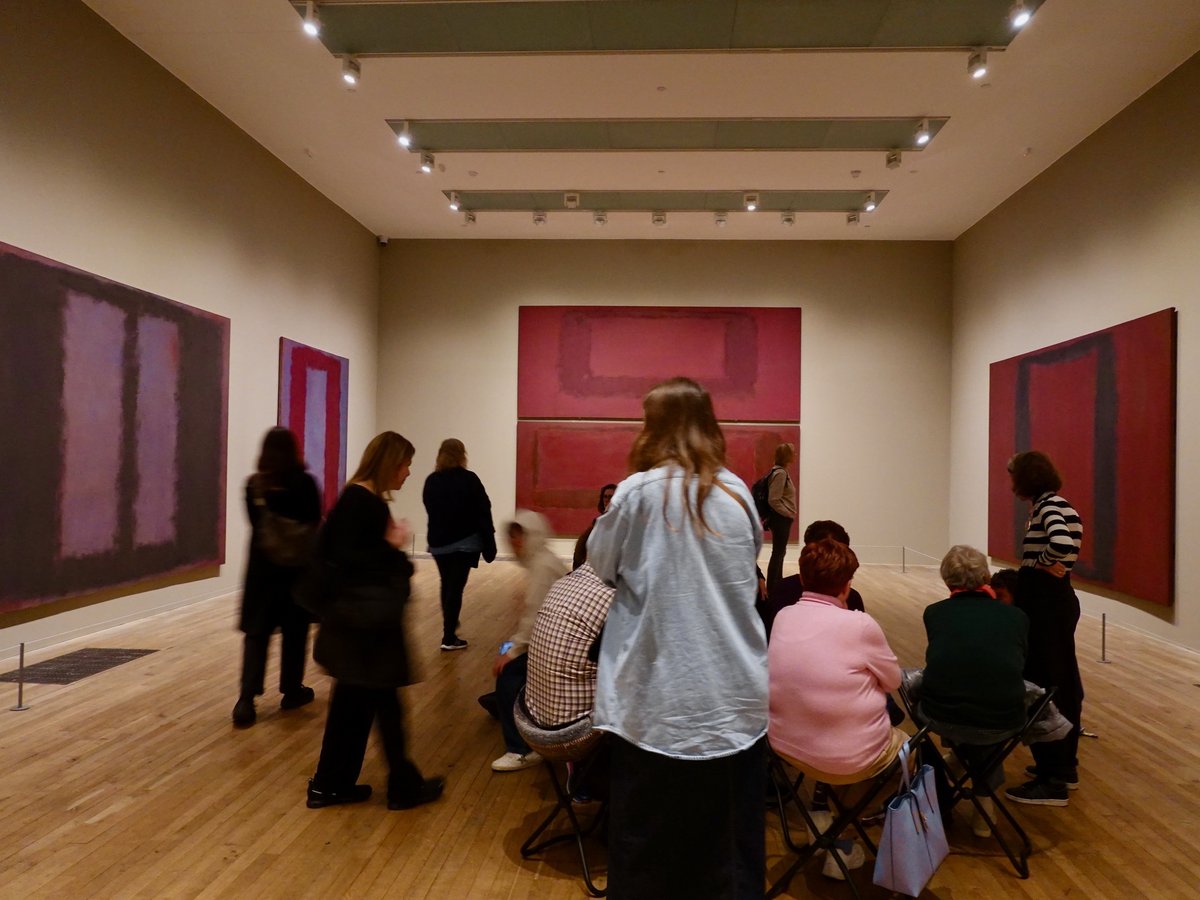 Gallery of abstract color field paintings by Mark Rothko at Tate Modern