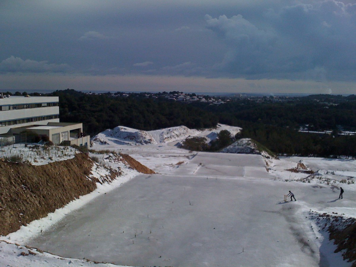 Polytech'Nice-Sophia and STIC Campus covered in snow