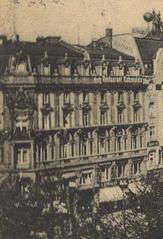 Historic street view of Zeil and Hauptwache in Frankfurt am Main with buildings Zeil 127 and Zeilpalast from early 20th century